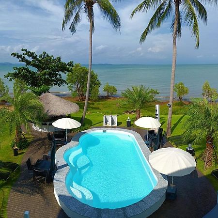Beachfront Pool Villa And Apartment 코창 외부 사진