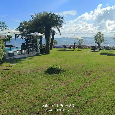 Beachfront Pool Villa And Apartment 코창 외부 사진