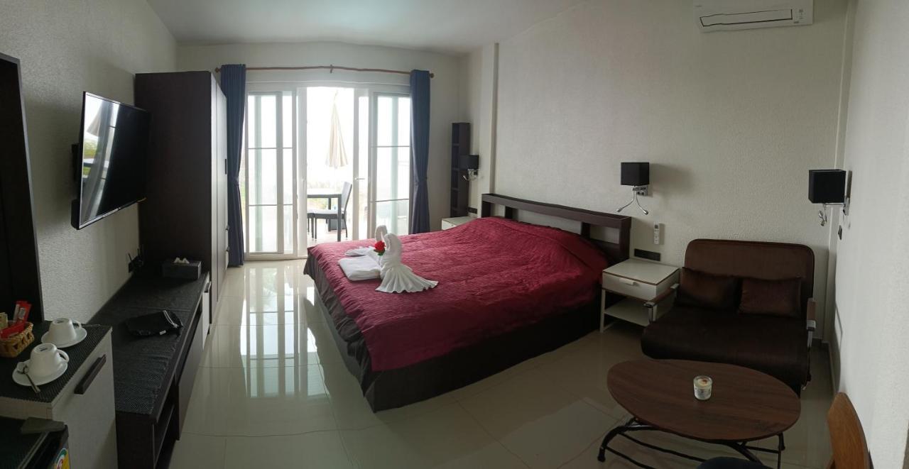 Beachfront Pool Villa And Apartment 코창 외부 사진