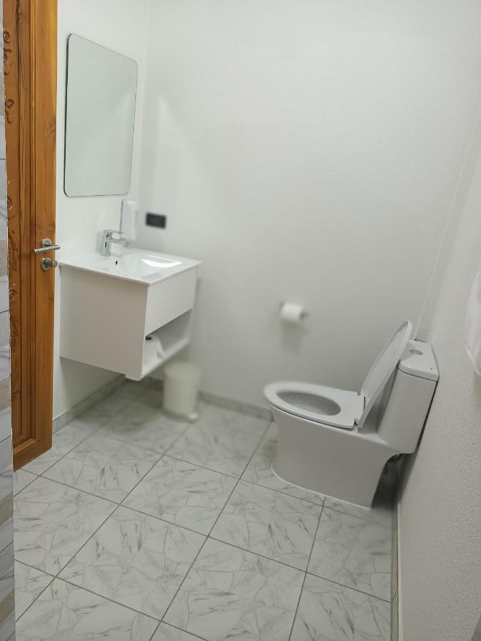 Beachfront Pool Villa And Apartment 코창 외부 사진